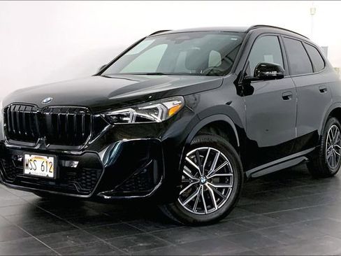 Used 2023 BMW X1 xDrive28i w/ M Sport Package image 1