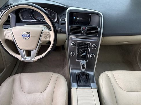 Used 2016 Volvo XC60 T5 Premier image 26