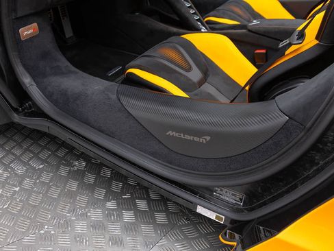 New 2027 McLaren 750S Spider RWD image 24