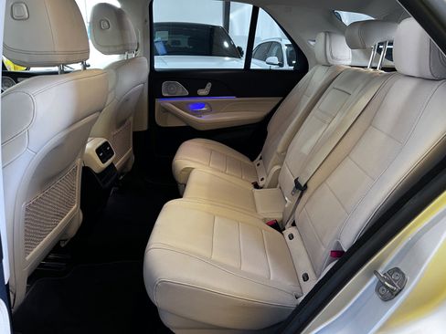 Used 2021 Mercedes-Benz GLE 350 4MATIC w/ 3rd Row Seat Package image 18