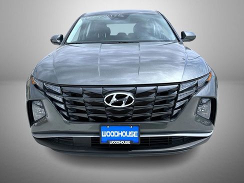 Used 2023 Hyundai Tucson SE AWD/4WD image 2