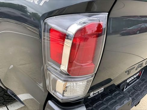 Used 2023 Toyota Tacoma TRD Sport w/ Advanced Technology Package AWD/4WD image 27