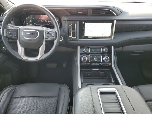 Used 2023 GMC Yukon Denali image 28