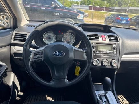 Used 2014 Subaru Impreza 2.0i AWD/4WD image 13