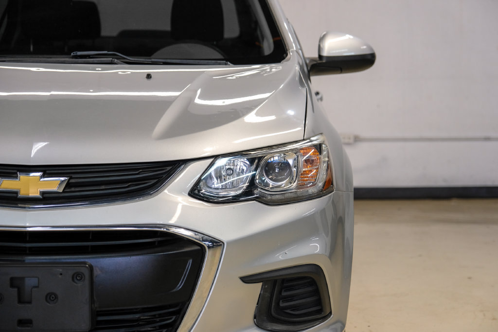Used 2020 Chevrolet Sonic LT FWD image 55