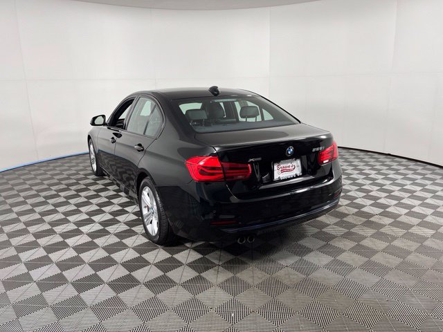 Used 2016 BMW 328i xDrive Sedan AWD/4WD image 5