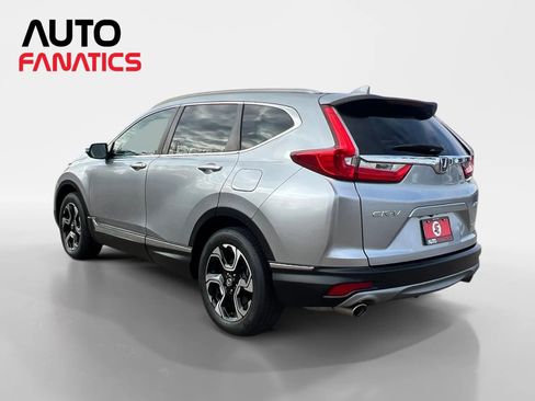 Used 2017 Honda CR-V Touring image 3