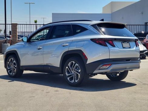 New 2026 Hyundai Tucson SEL Plus FWD image 3