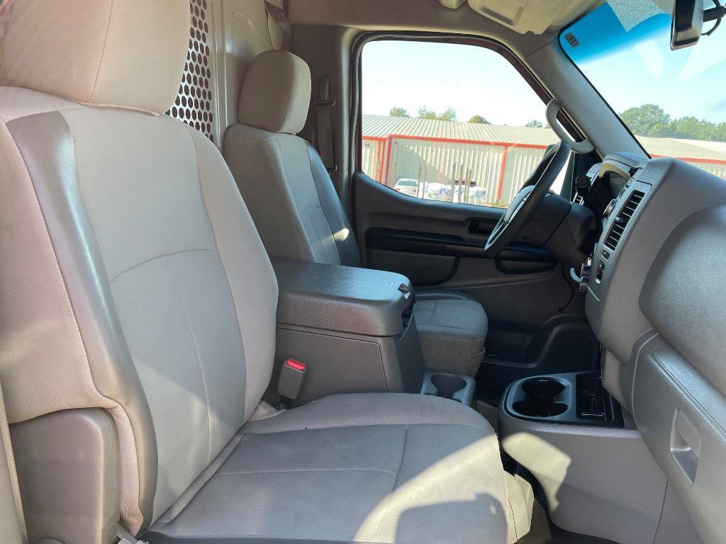 Used 2012 Nissan NV 2500 SV RWD image 19