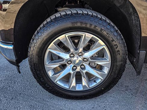 Used 2019 Chevrolet Silverado 1500 LTZ w/ LTZ Premium Package image 8