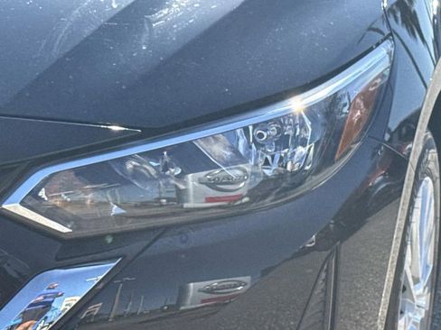 Certified 2025 Nissan Sentra S FWD image 10