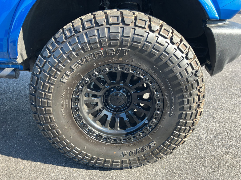 Used 2023 Ford Bronco Outer Banks AWD/4WD image 9