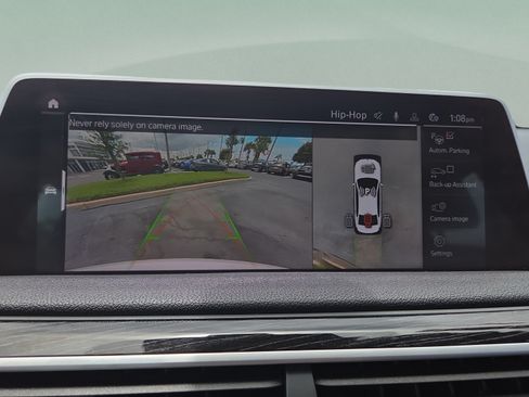 Used 2020 BMW 740i w/ M Sport Package RWD image 30