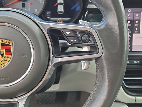 Used 2021 Porsche Macan S w/ Premium Package Plus image 25