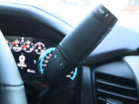 Used 2018 GMC Yukon XL Denali w/ Open Road Package image 19