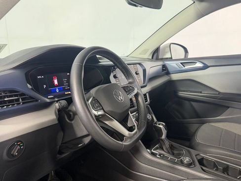 Used 2023 Volkswagen Taos SE w/ Panoramic Sunroof Package AWD/4WD image 21