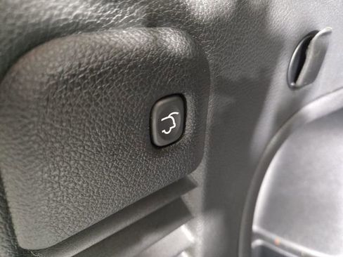 Used 2021 Jeep Grand Cherokee Limited w/ Sun & Sound Group image 31