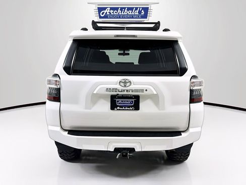 Used 2019 Toyota 4Runner SR5 image 6