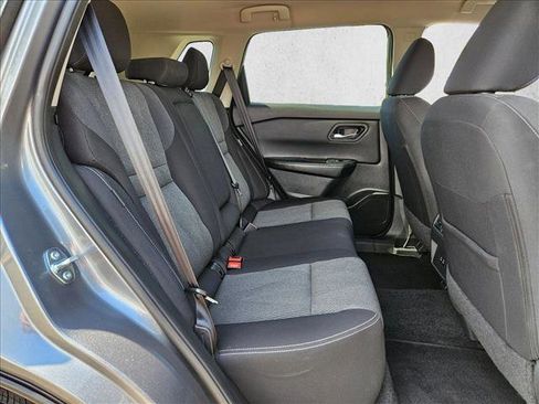 Used 2025 Nissan Rogue SV AWD/4WD image 24