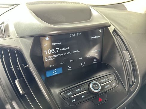 Used 2019 Ford Escape SEL image 20