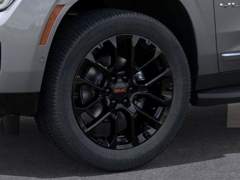 New 2026 GMC Yukon XL Elevation image 32