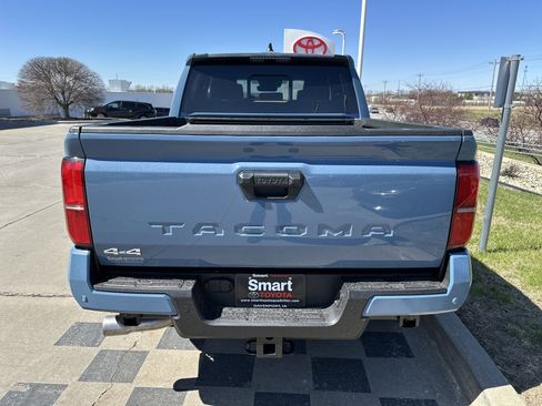 New 2026 Toyota Tacoma SR5 w/ SR5 Upgrade Package AWD/4WD image 5