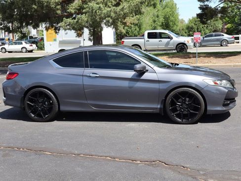 Used 2016 Honda Accord EX image 3