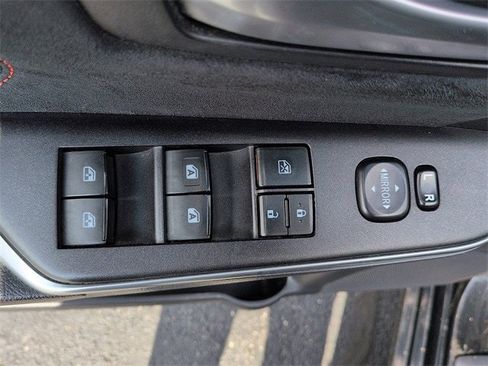 Used 2015 Toyota Camry XSE w/ Moonroof Package image 17