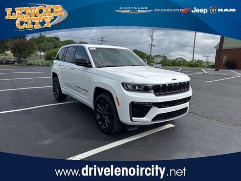 New 2026 Jeep Grand Cherokee Limited AWD/4WD image 1