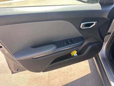 Used 2025 Kia K4 FWD image 10