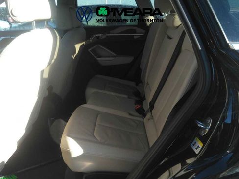 Used 2024 Audi Q3 2.0T Premium image 6