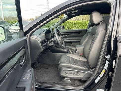 Used 2025 Honda CR-V Sport Touring image 14