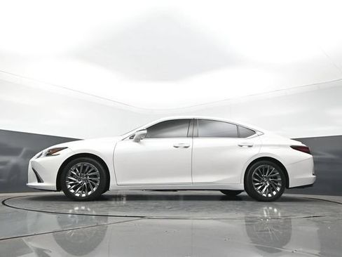 Used 2025 Lexus ES 350 Ultra Luxury w/ Accessory Package (Z1) FWD image 25