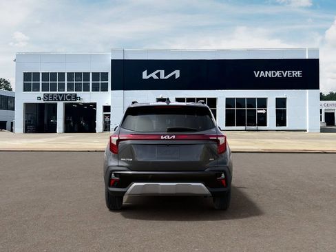 New 2026 Kia Seltos S AWD/4WD image 8
