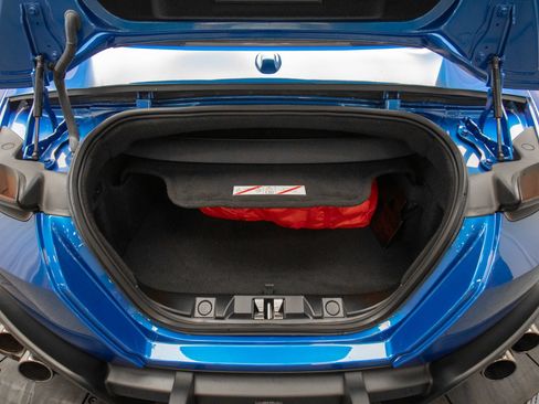 Used 2026 Ferrari Roma Spider RWD image 38