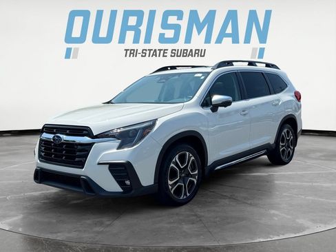 Used 2023 Subaru Ascent Limited w/ Technology Package AWD/4WD image 2