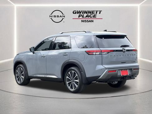 New 2026 Nissan Pathfinder Platinum image 26