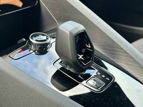 Used 2021 Polestar Polestar 2 Launch Edition 4D Hatchback image 18