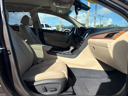 Used 2015 Hyundai Sonata Limited w/ Option Group 06 image 9