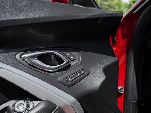 Used 2016 Chevrolet Camaro SS RWD image 27