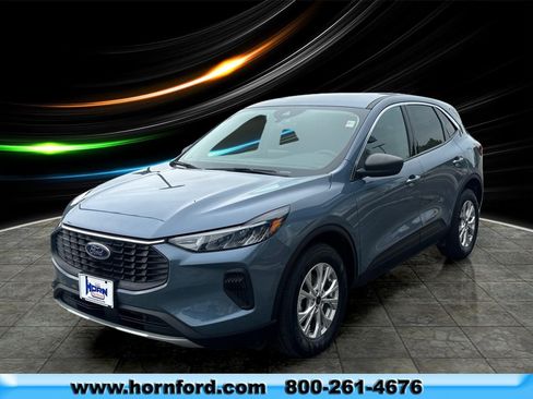 Used 2023 Ford Escape Active AWD/4WD image 1