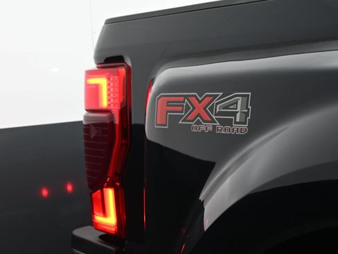 Used 2022 Ford F350 King Ranch w/ Chrome Package image 45