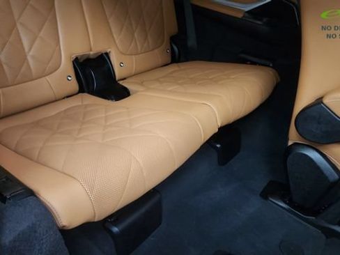 Used 2025 BMW X7 xDrive40i w/ M Sport Package AWD/4WD image 45