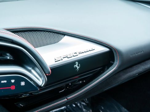 Used 2022 Ferrari SF90 Stradale AWD/4WD image 18