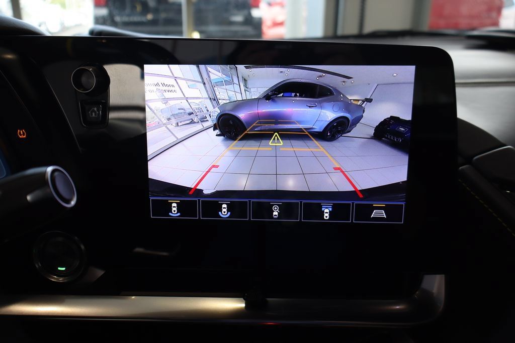 Used 2023 Chevrolet Corvette Z06 RWD image 12