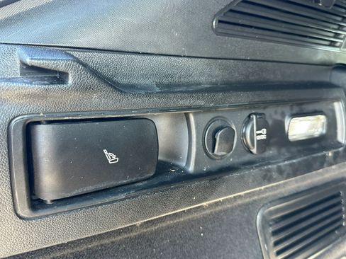 Used 2018 Alfa Romeo Stelvio Ti Sport image 31