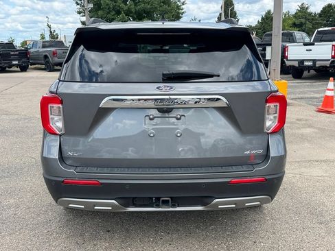 Certified 2023 Ford Explorer XLT w/ Equipment Group 202A AWD/4WD image 4
