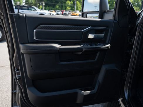 New 2026 RAM 3500 Big Horn AWD/4WD image 16