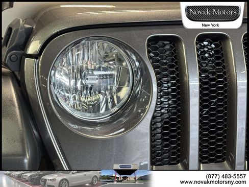 Used 2023 Jeep Wrangler Sport AWD/4WD image 10