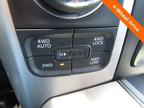Used 2017 RAM 1500 Big Horn AWD/4WD image 14